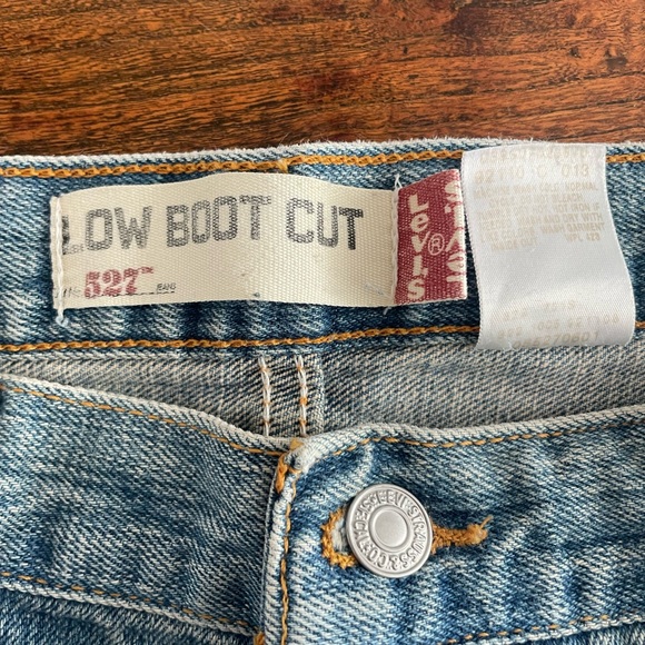 Levi's Men's‎ Light Blue Slim Straight Jeans - Picture 3 of 4